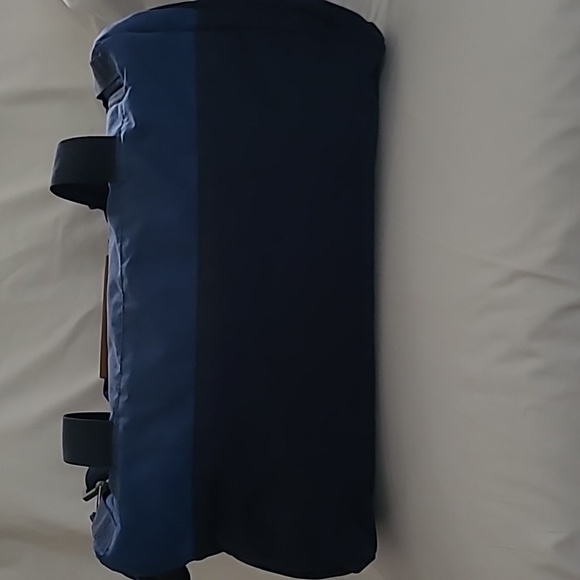 Lands' End Small All Purpose Travel Duffle Bag - Picture 5 of 12